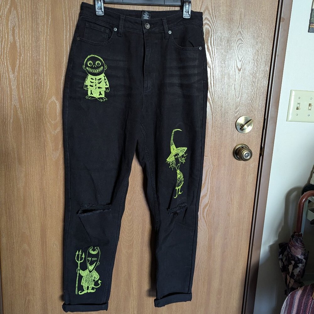 Her Universe Glow-in-the-Dark Nightmare Before Christmas Black Mom Jeans, 7